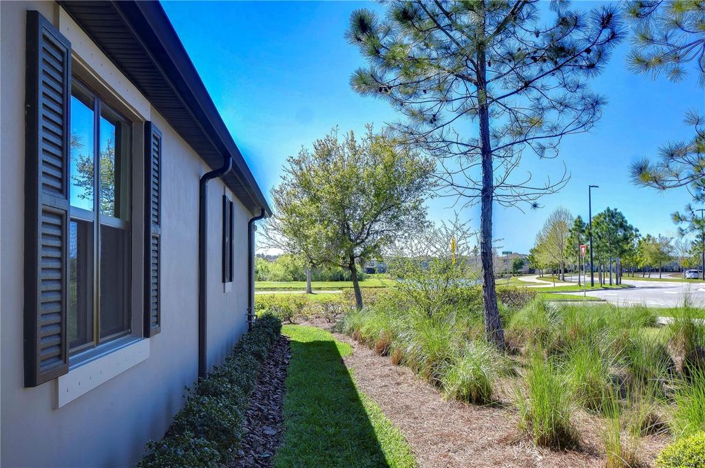 listing image 64