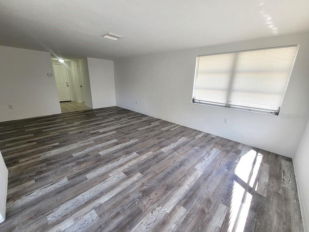 JASMINE LAKES - Residential Lease