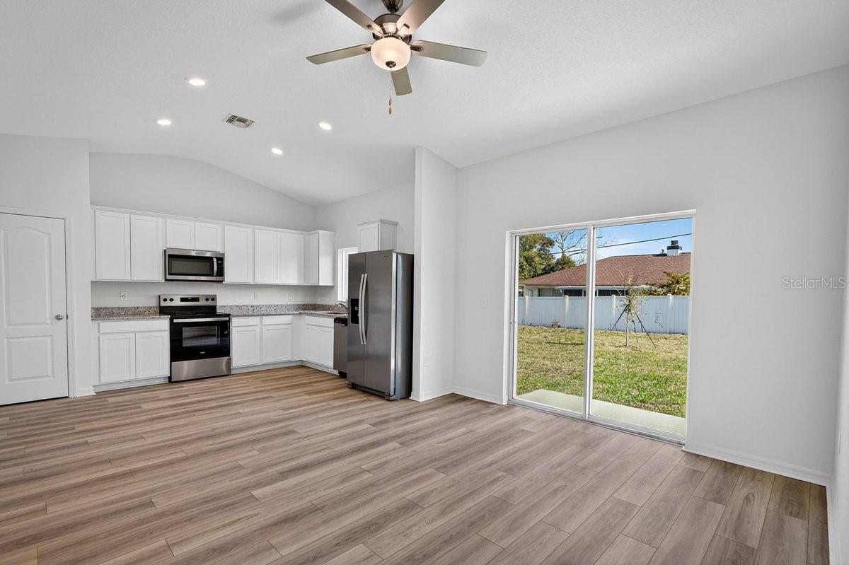 DELTONA LAKES UNIT 17 - Residential