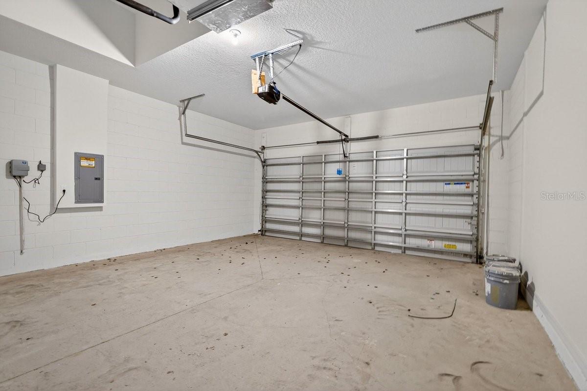 DELTONA LAKES UNIT 17 - Residential