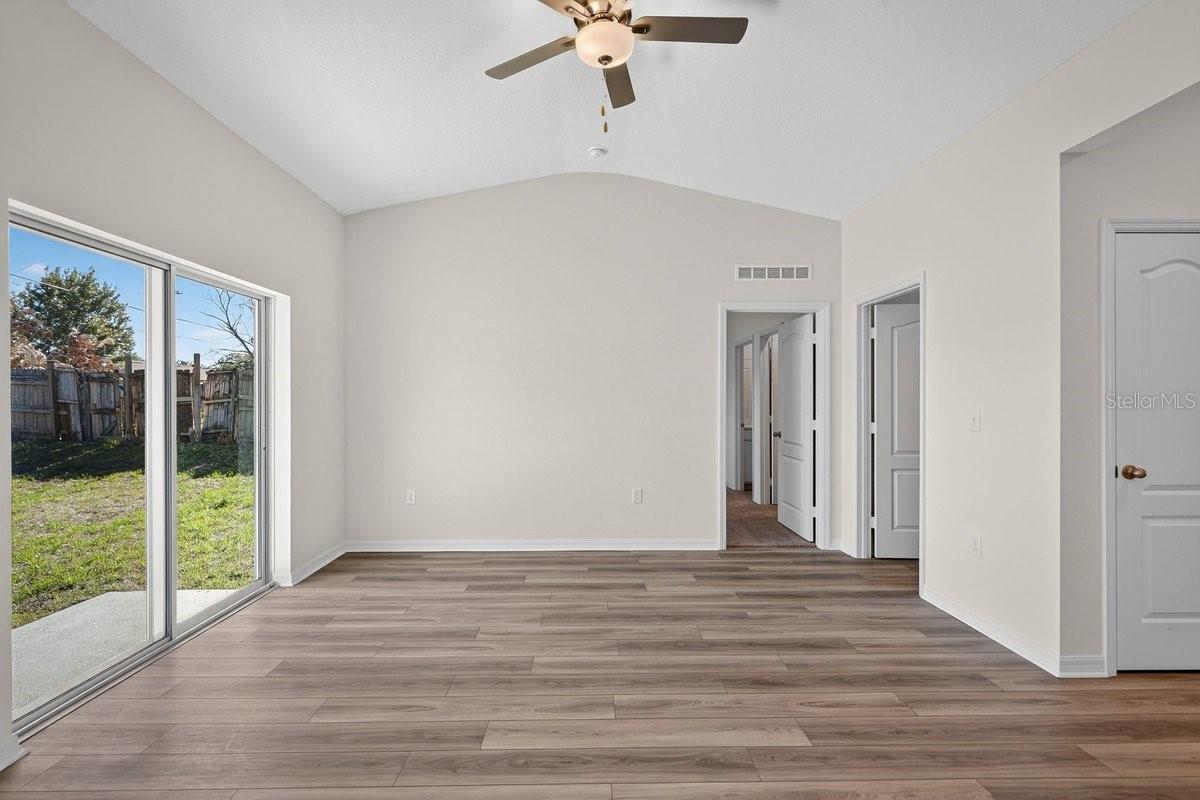 DELTONA LAKES UNIT 17 - Residential