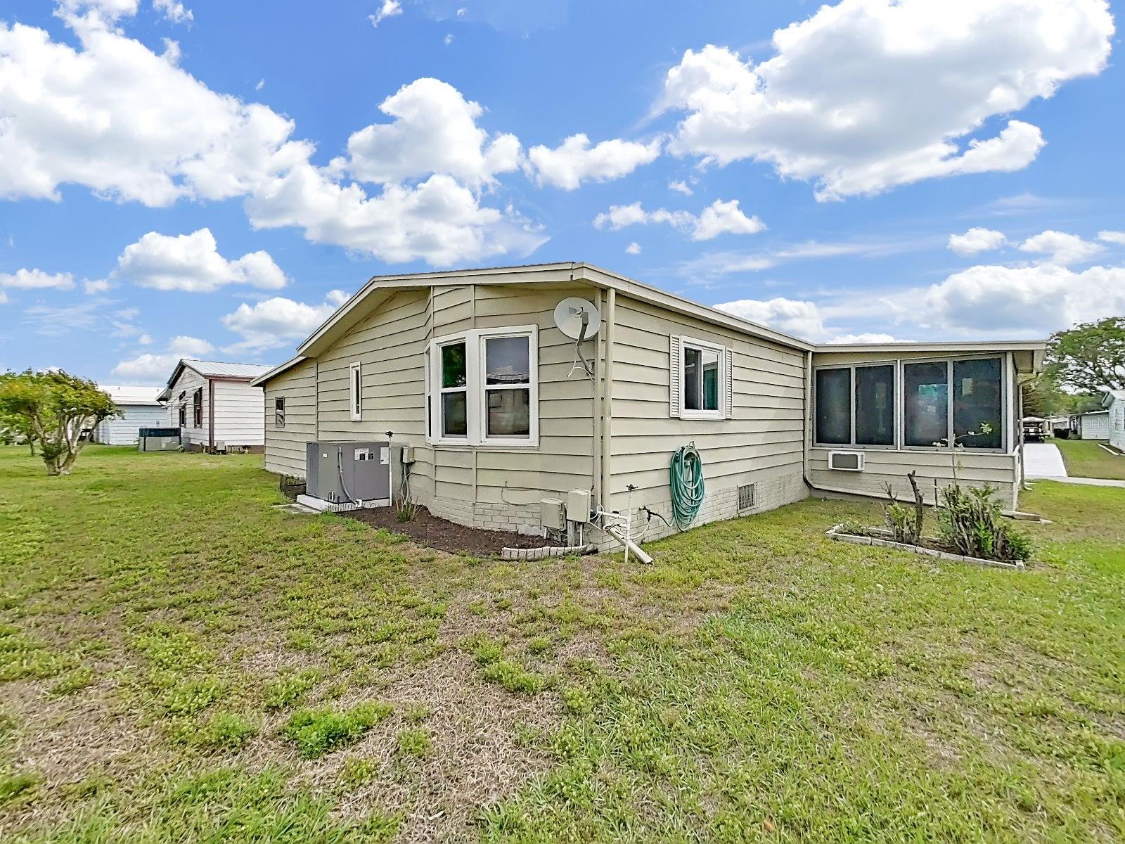 FOXWOOD LAKE ESTATES - Residential