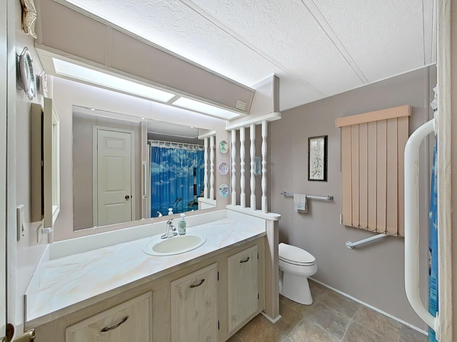 FOXWOOD LAKE ESTATES - Residential