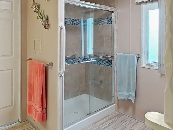 FOXWOOD LAKE ESTATES - Residential