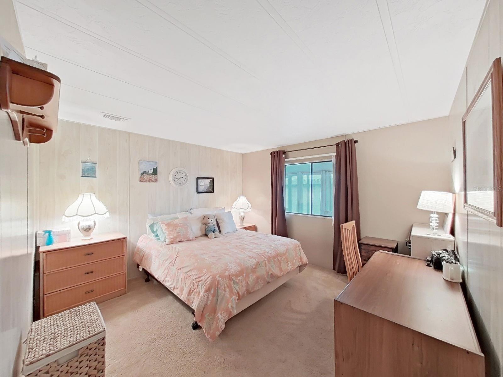 FOXWOOD LAKE ESTATES - Residential