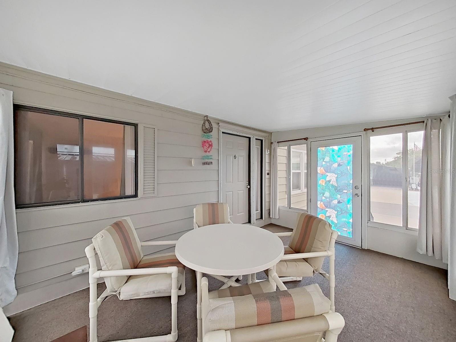 FOXWOOD LAKE ESTATES - Residential