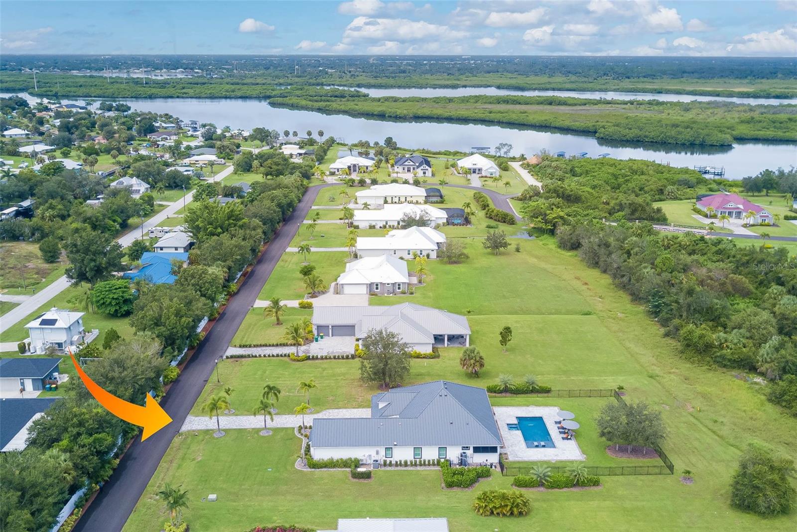 THE ESTATES ON PEACE RIVER - Residential