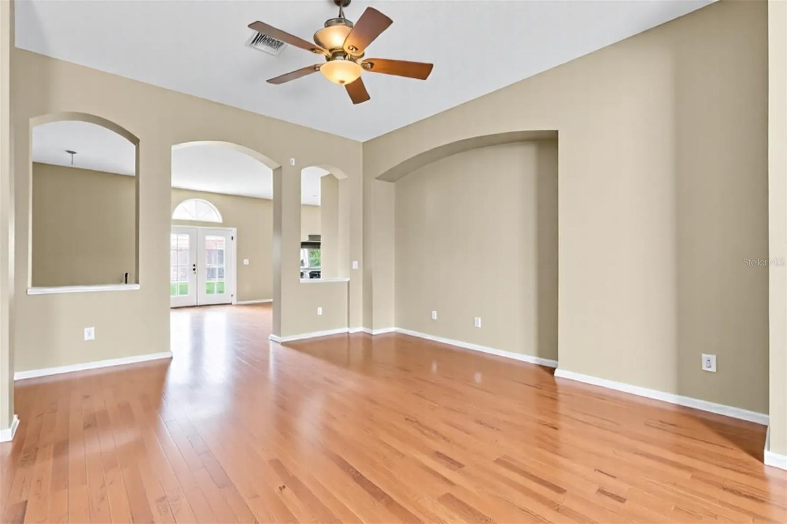 MAGNOLIA ESTATES - Residential