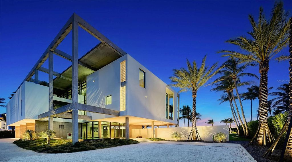 Photo of 8250 Sanderling Road, Sarasota, FL 34242 (MLS # A4660281)