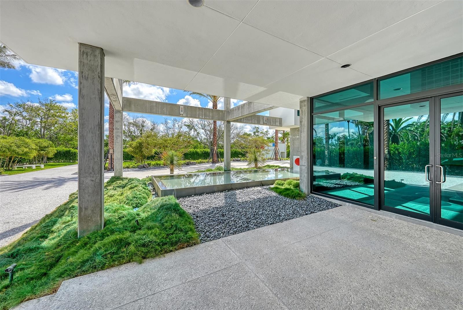 SANDERLING CLUB / SIESTA KEY - Residential