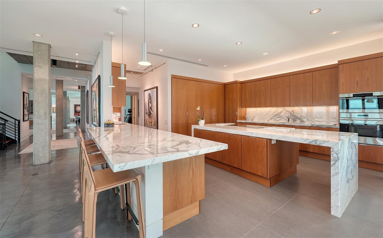 SANDERLING CLUB / SIESTA KEY - Residential
