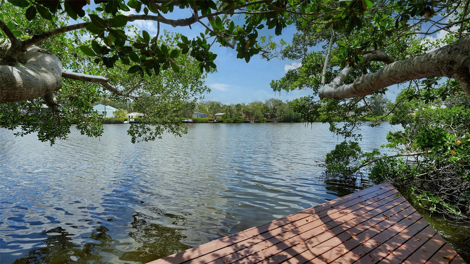 SANDERLING CLUB / SIESTA KEY - Residential