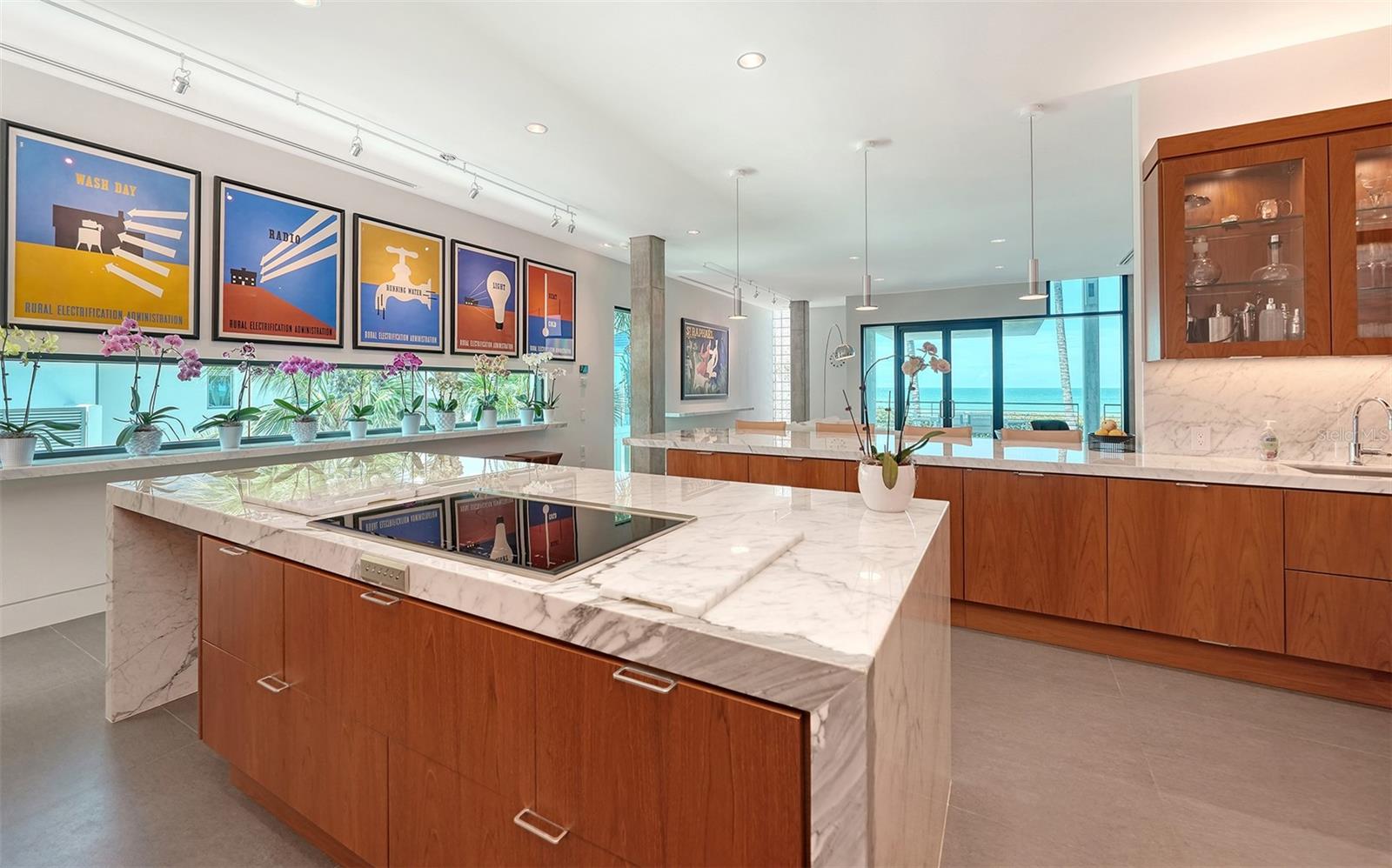 SANDERLING CLUB / SIESTA KEY - Residential