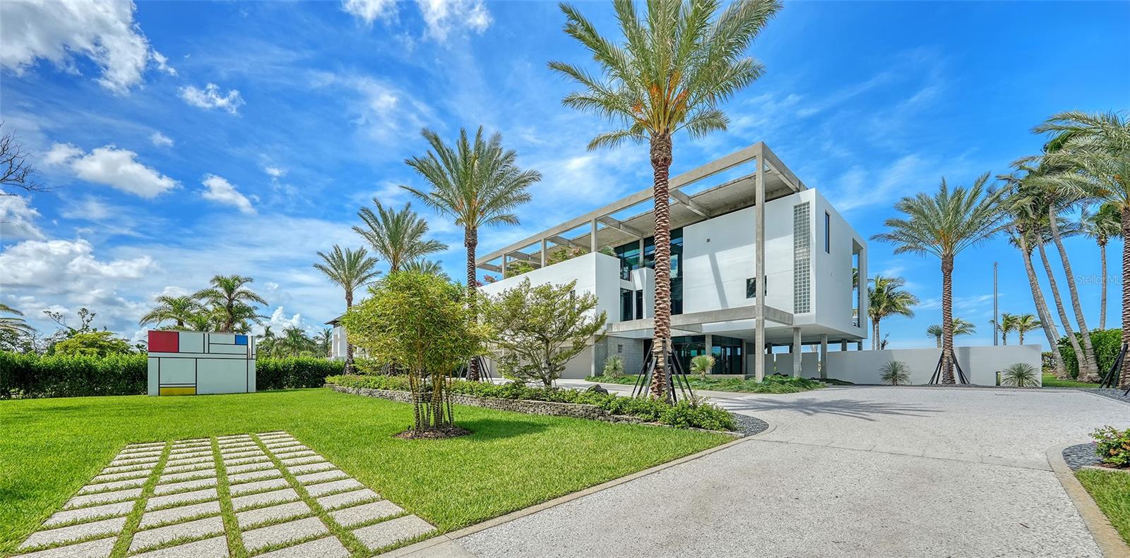 SANDERLING CLUB / SIESTA KEY - Residential