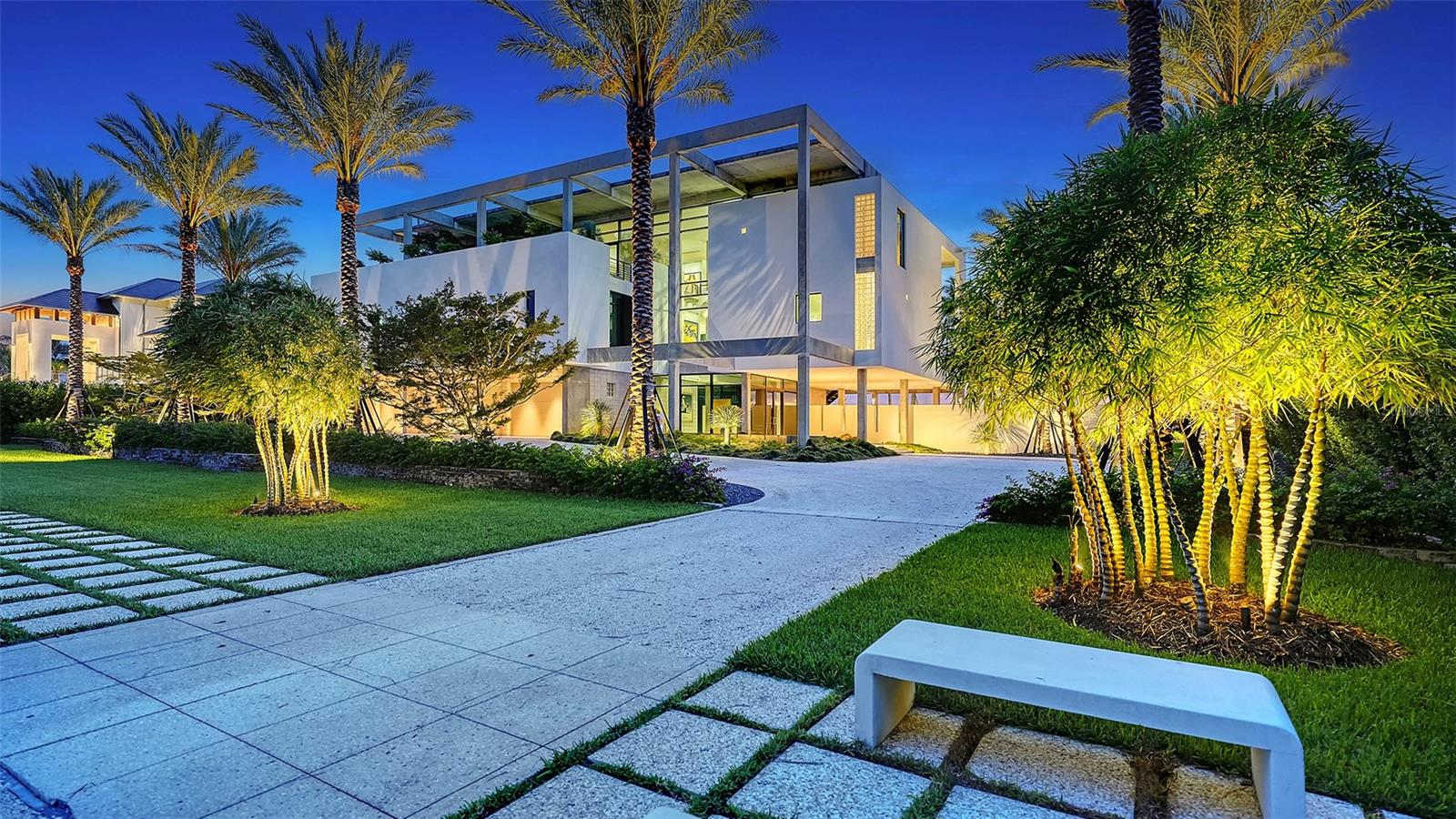 SANDERLING CLUB / SIESTA KEY - Residential