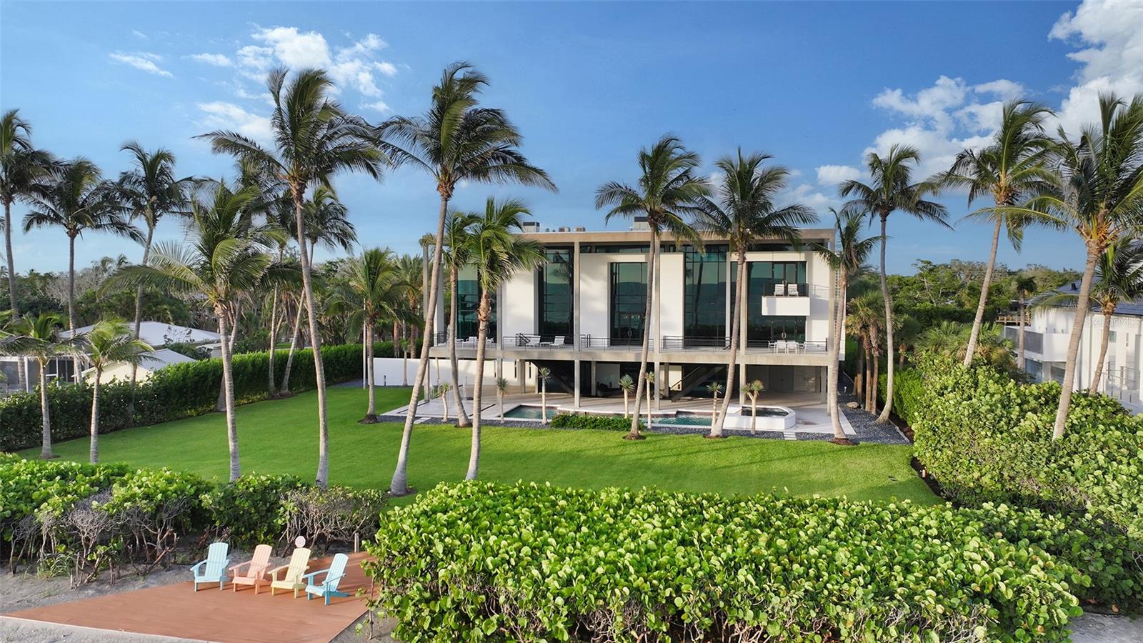 SANDERLING CLUB / SIESTA KEY - Residential