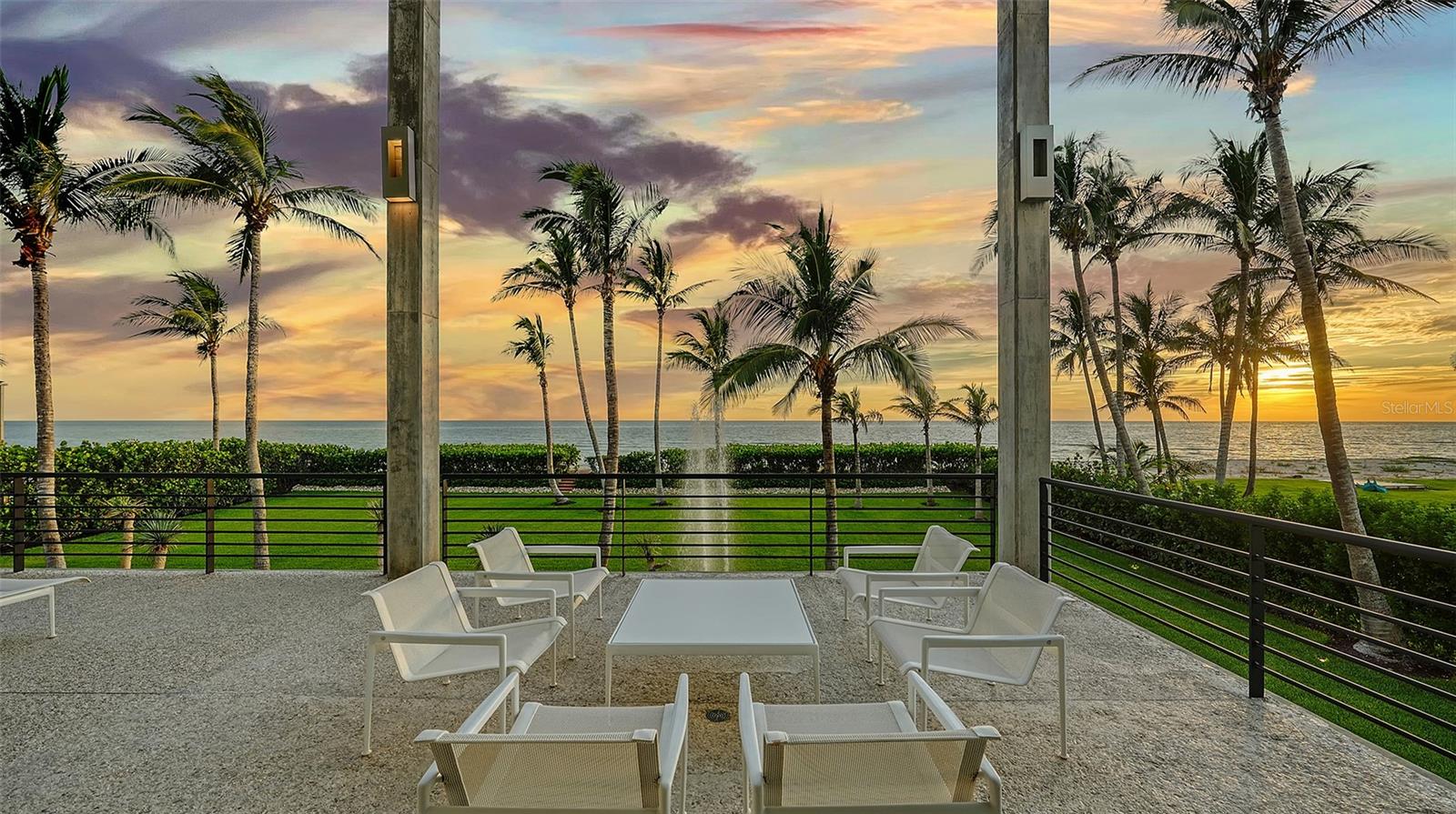 SANDERLING CLUB / SIESTA KEY - Residential