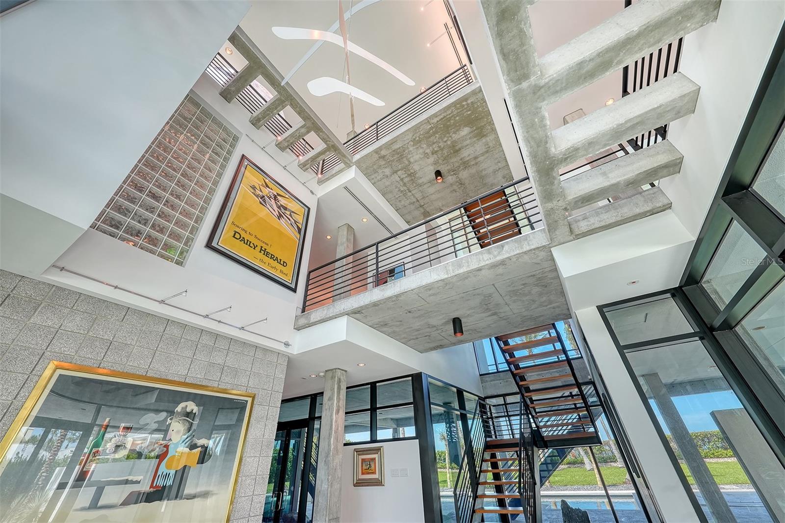 SANDERLING CLUB / SIESTA KEY - Residential