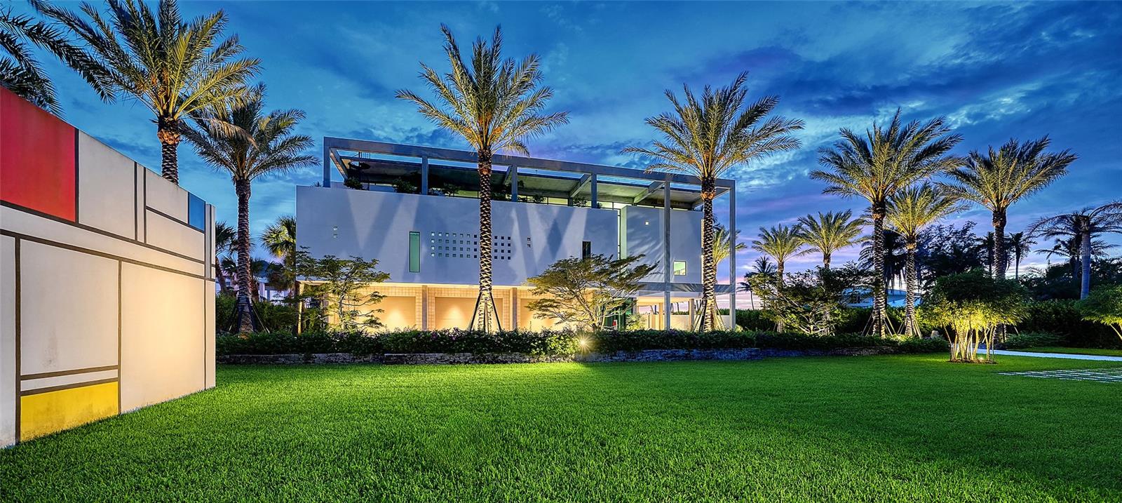 SANDERLING CLUB / SIESTA KEY - Residential