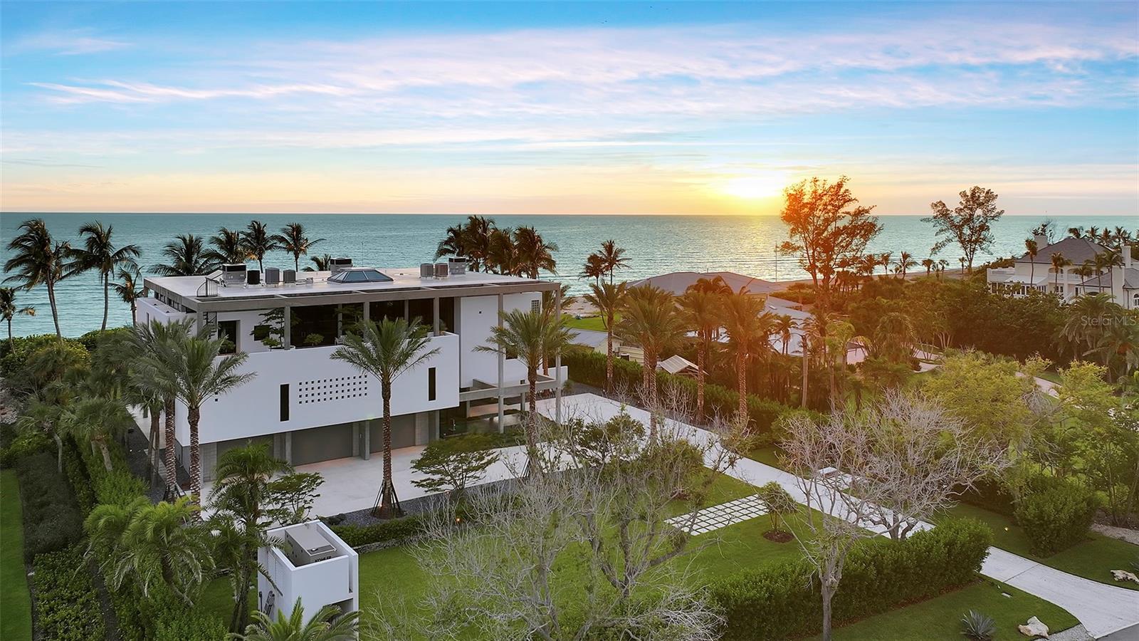 SANDERLING CLUB / SIESTA KEY - Residential