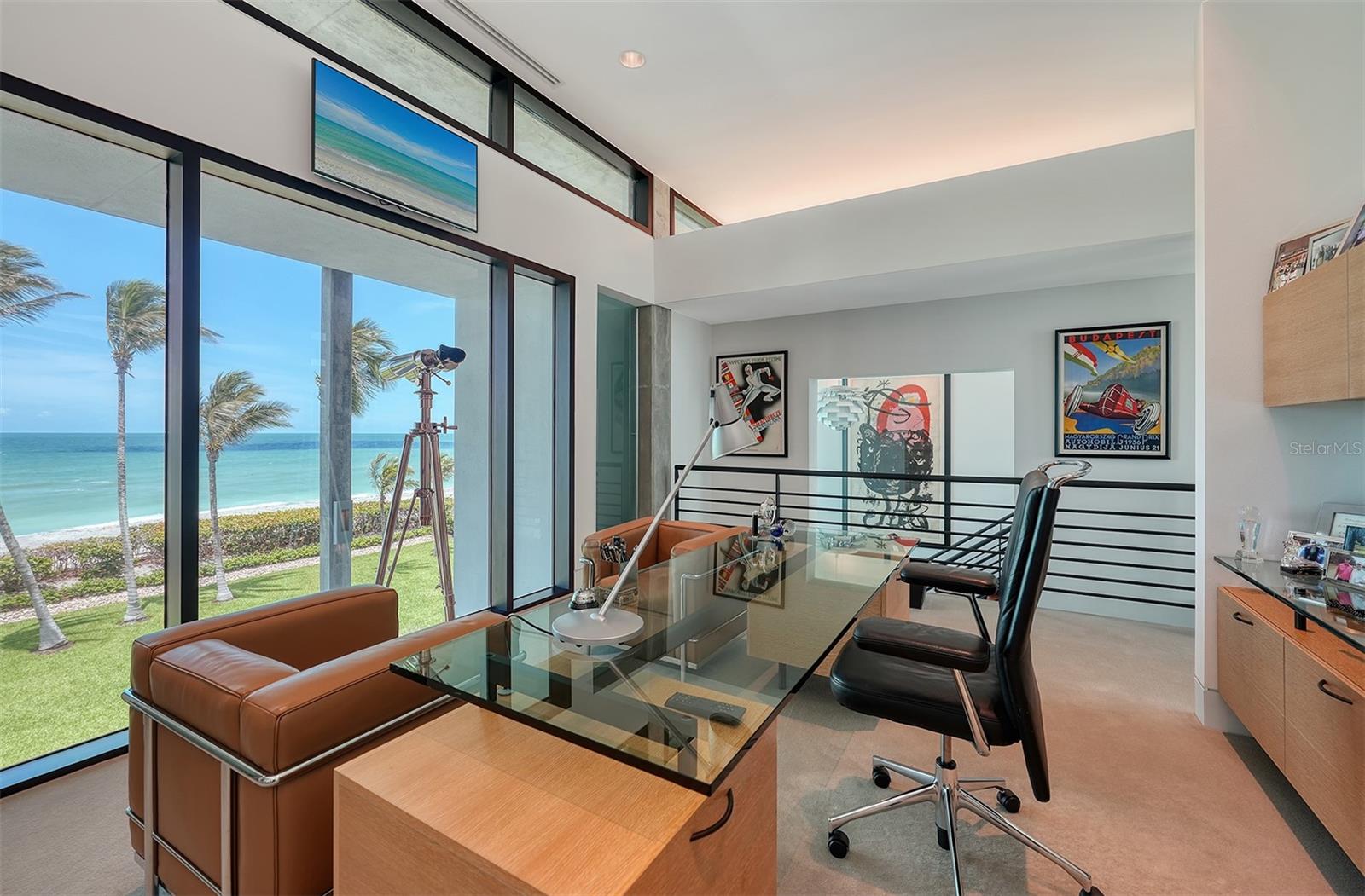 SANDERLING CLUB / SIESTA KEY - Residential