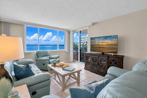 Featured picture for the property TB8543685