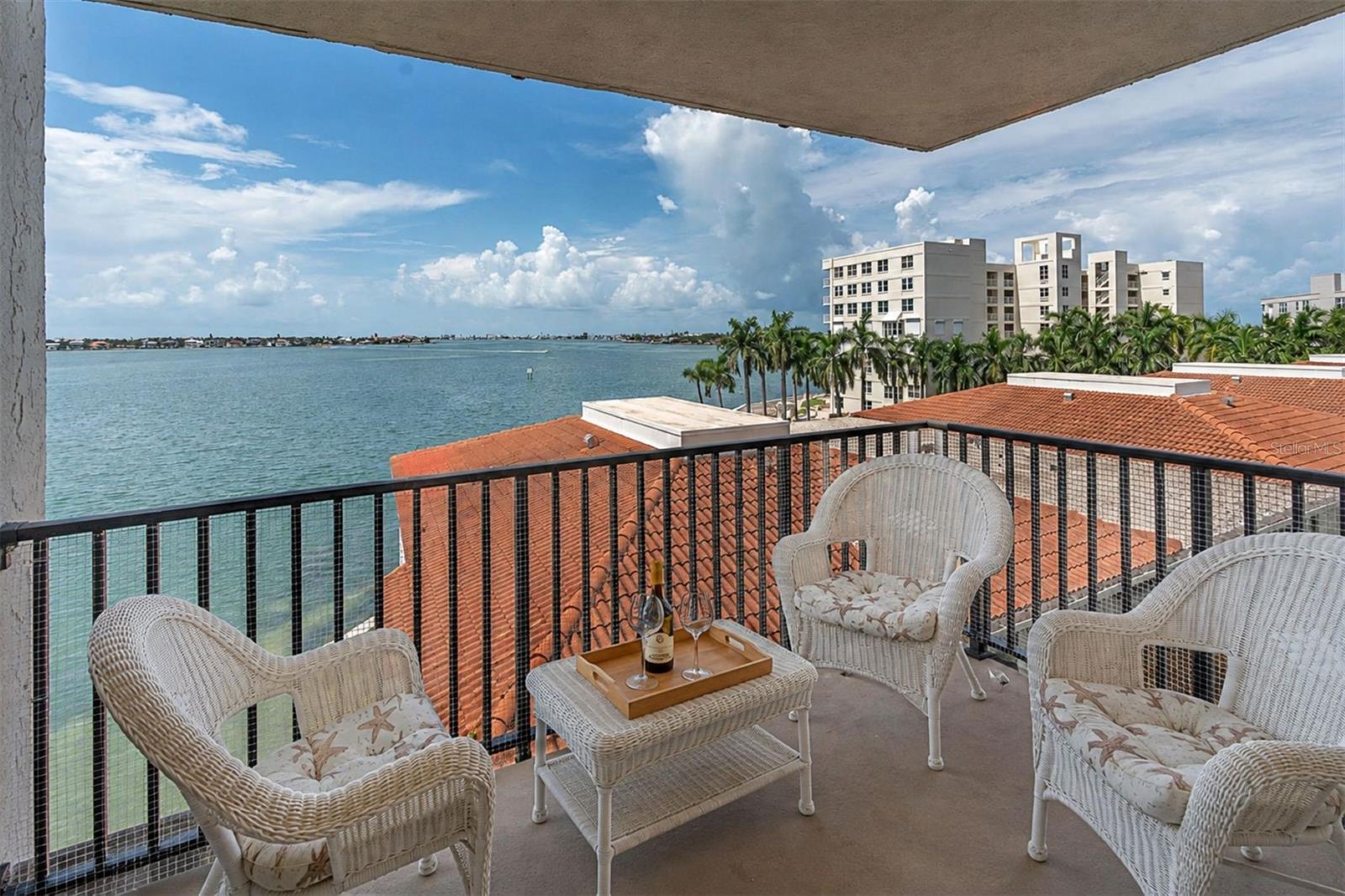 6287 BAHIA DEL MAR CIRCLE 401