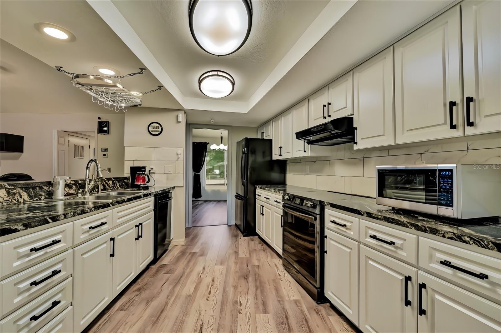 10200 SWANSON CT