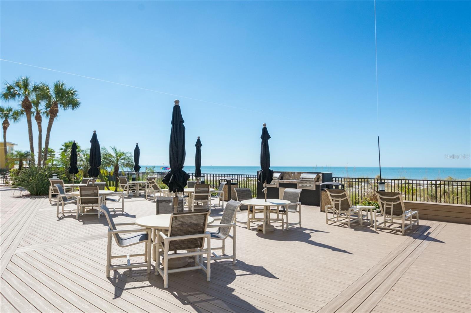 LA VISTANA CONDO - Residential