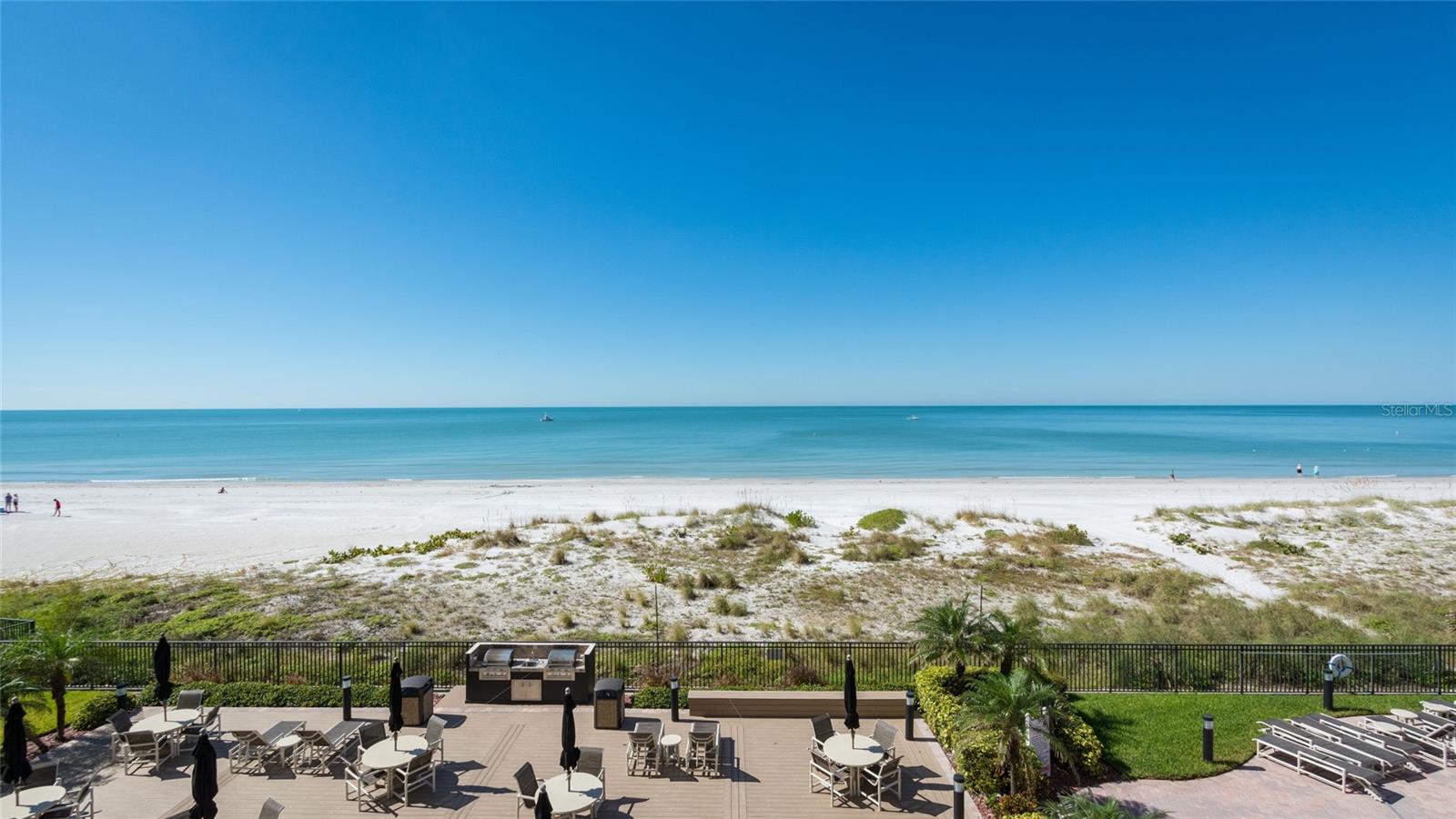 LA VISTANA CONDO - Residential