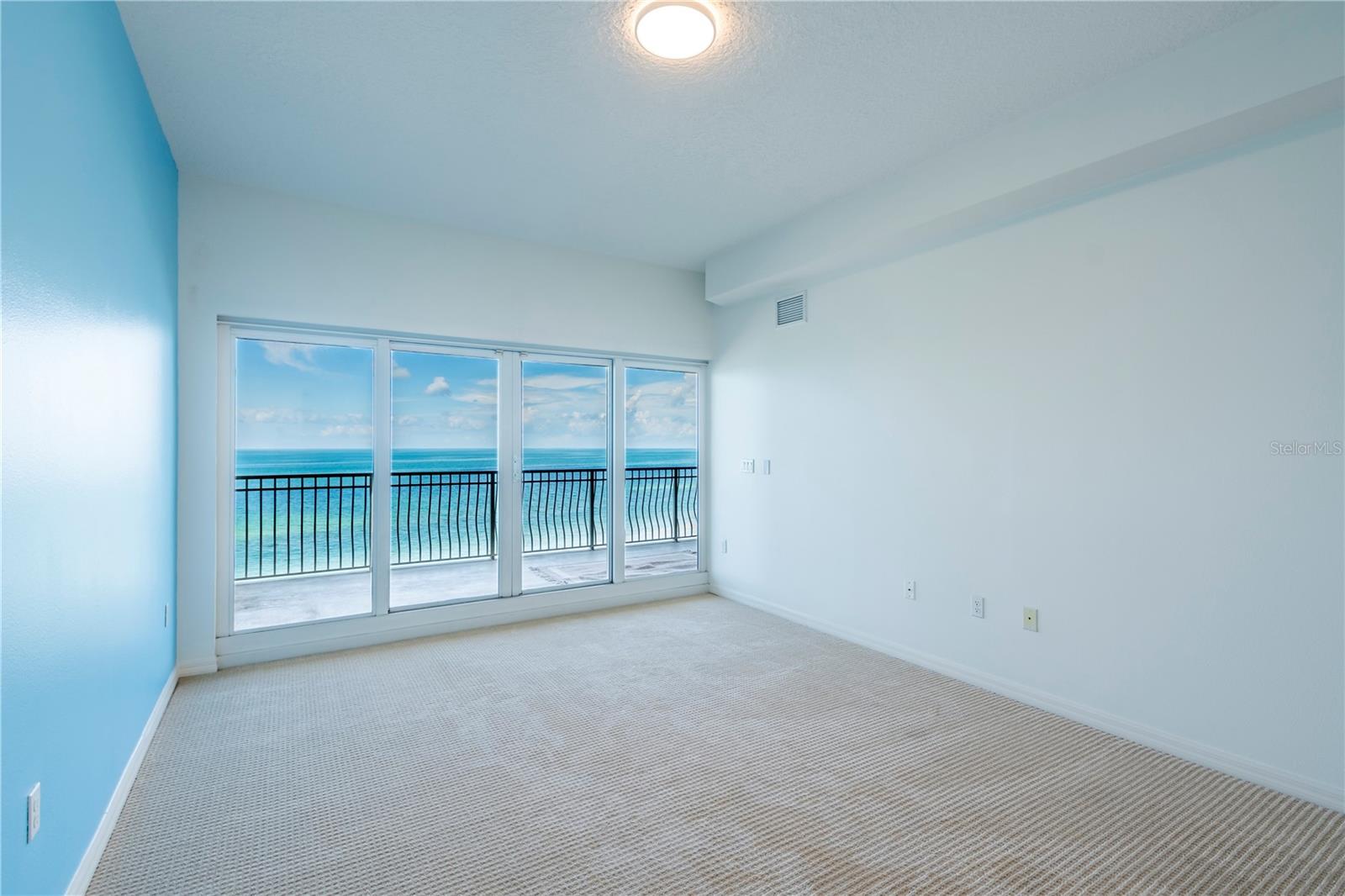 LA VISTANA CONDO - Residential