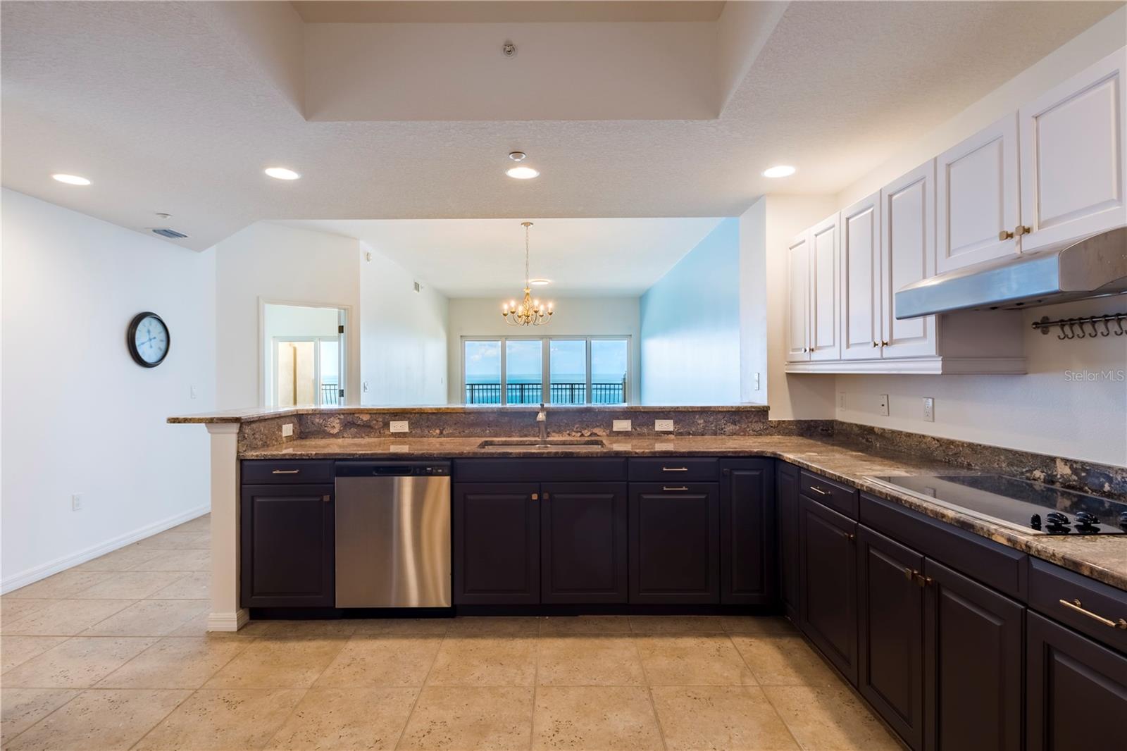 LA VISTANA CONDO - Residential