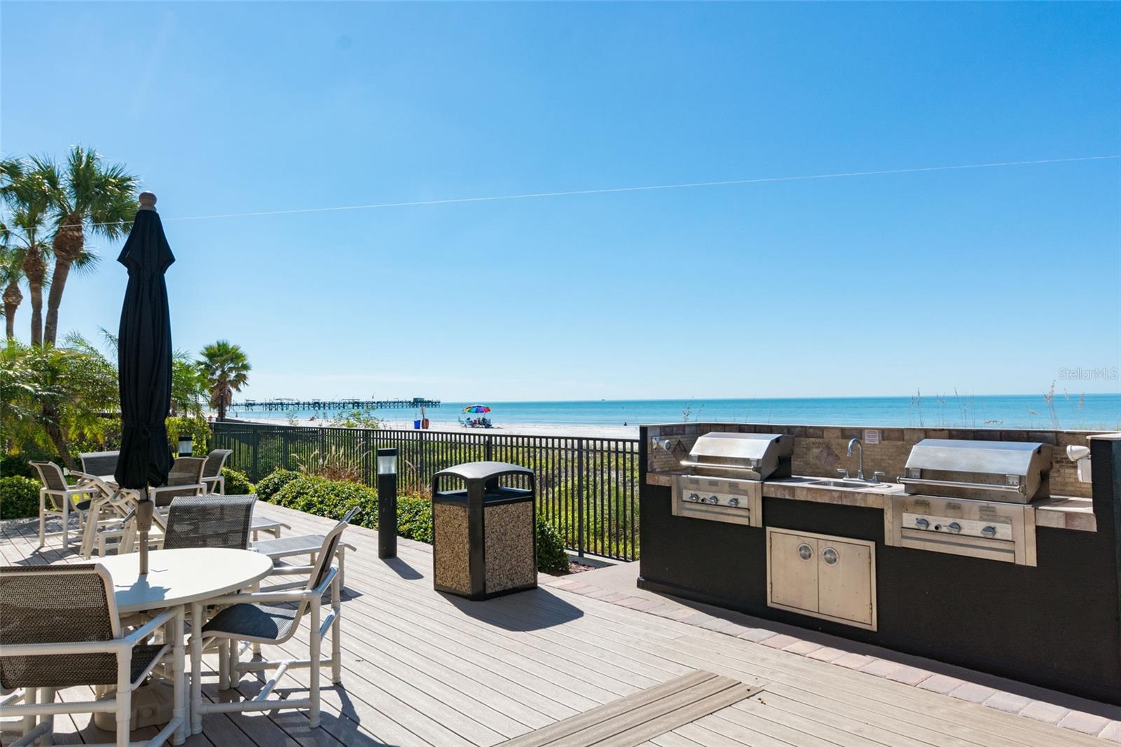 LA VISTANA CONDO - Residential