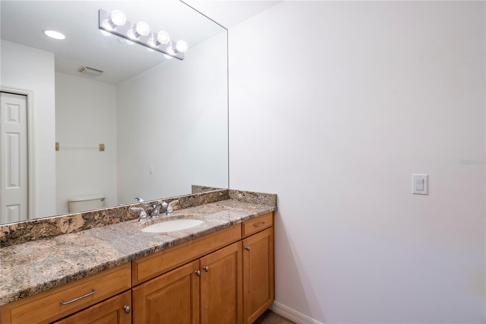 LA VISTANA CONDO - Residential