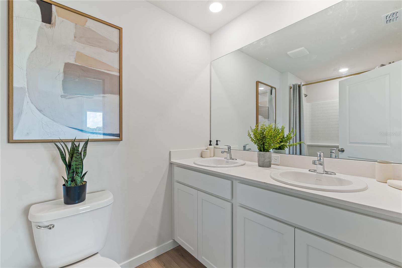 CENTRAL PARC - Residential