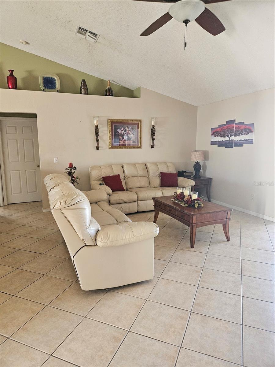 619 PARAKEET COURT