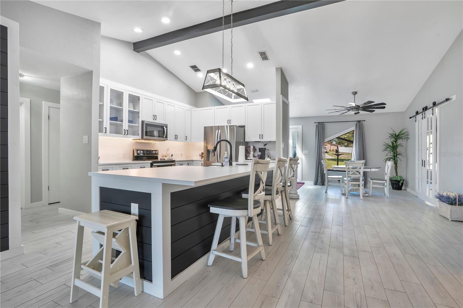 RIVER COUNTRY ESTATES - Residential