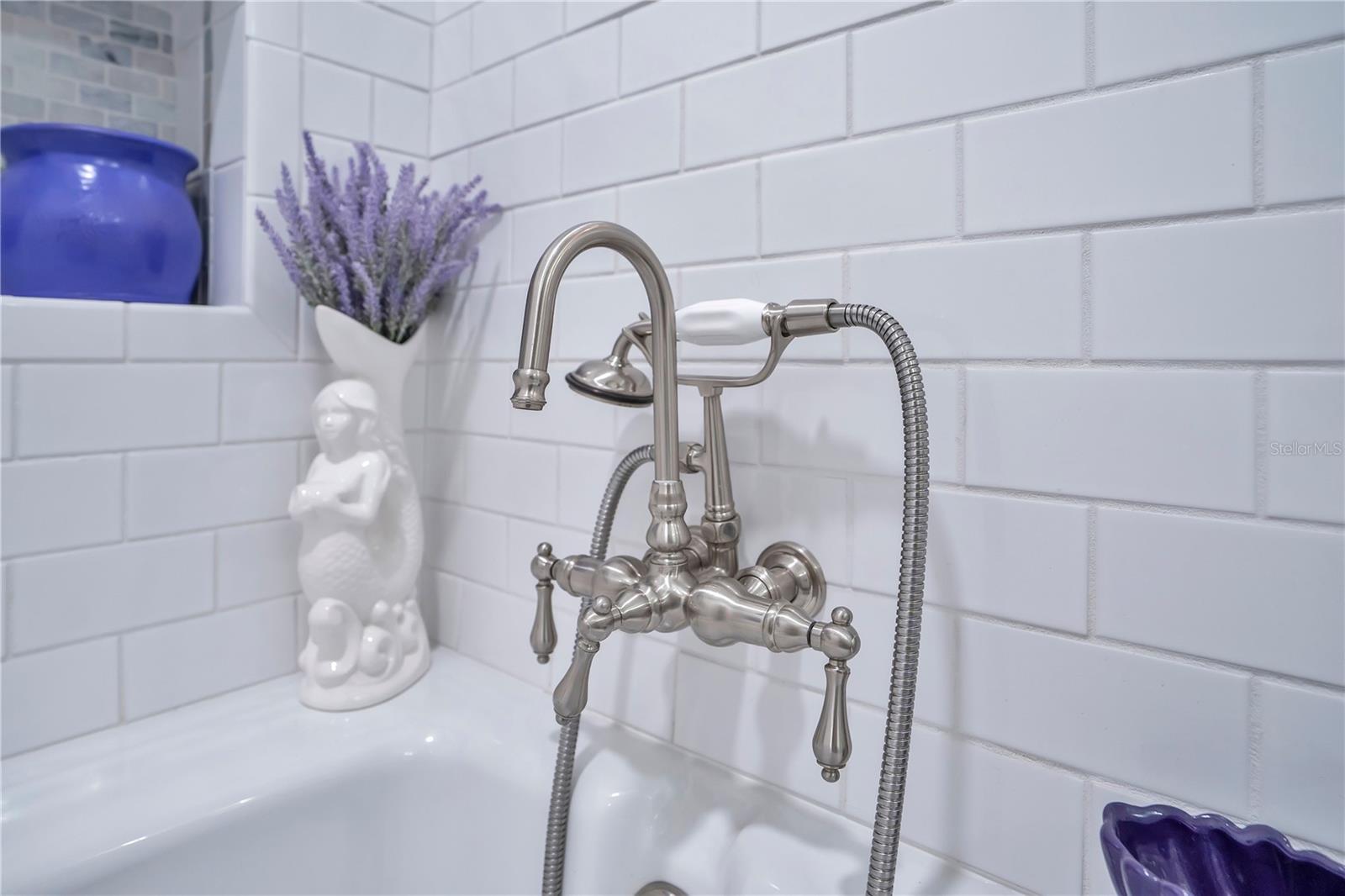 RIVER COUNTRY ESTATES - Residential