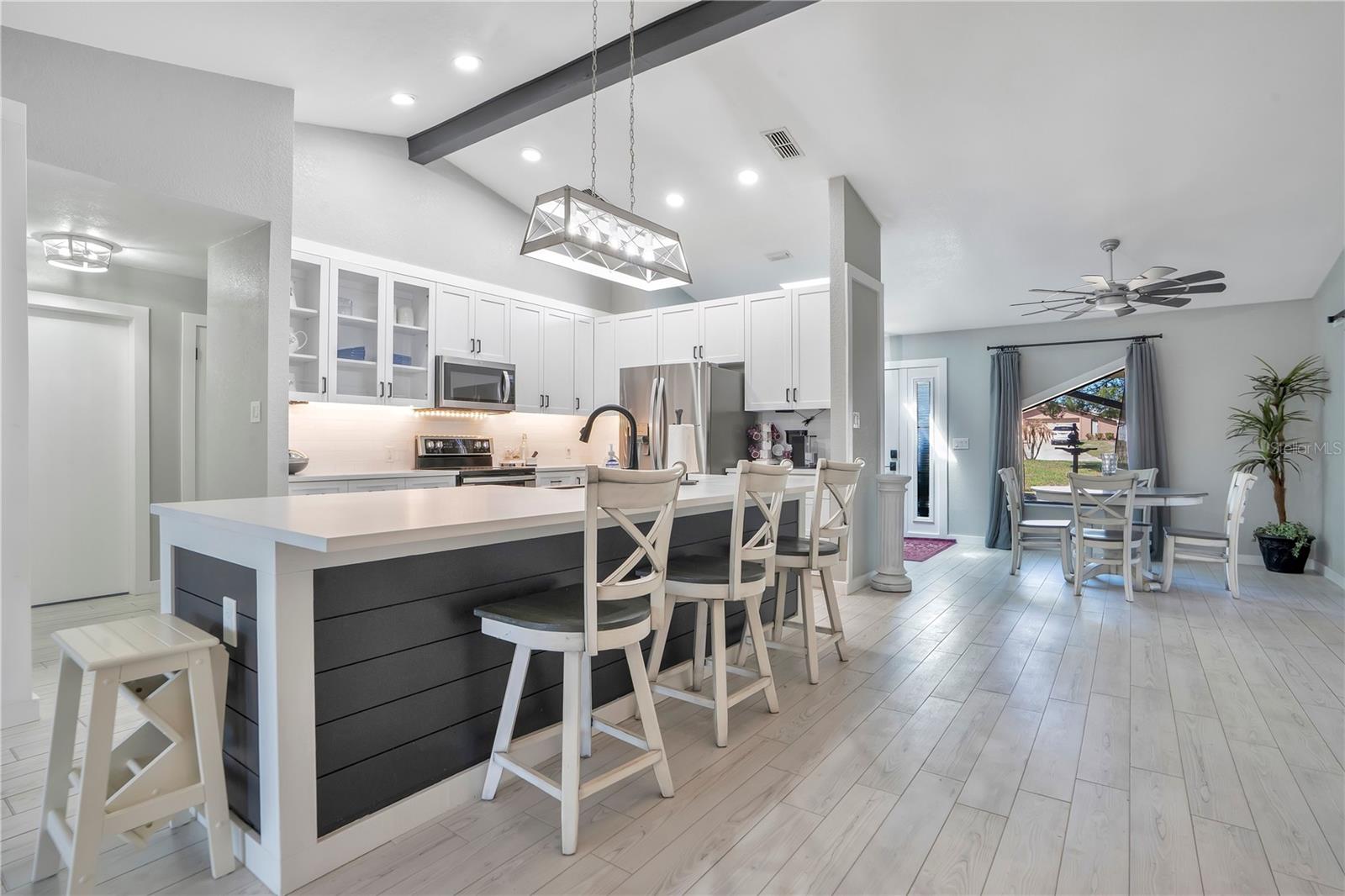 RIVER COUNTRY ESTATES - Residential