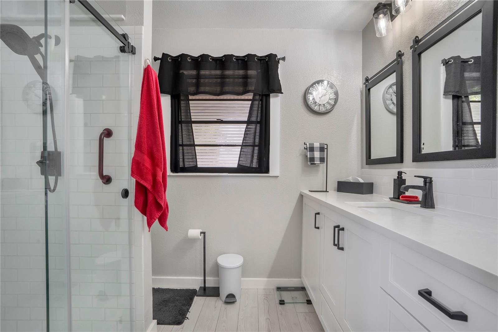 RIVER COUNTRY ESTATES - Residential