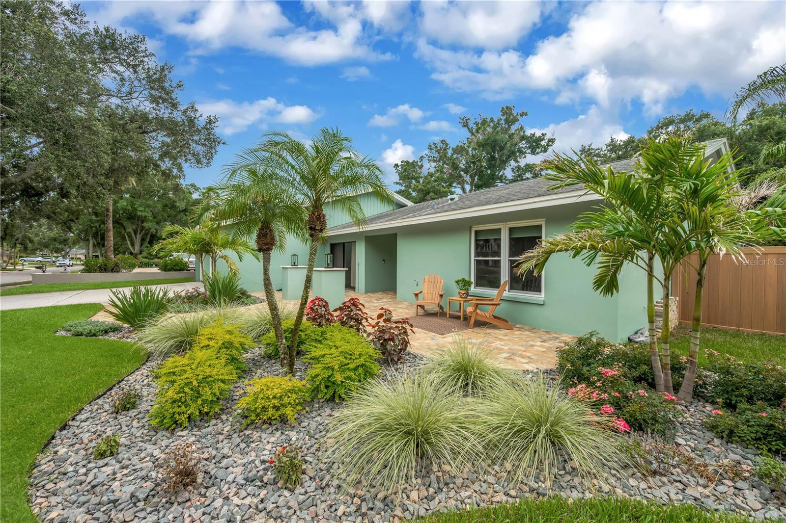 2767 WESTCHESTER DRIVE N