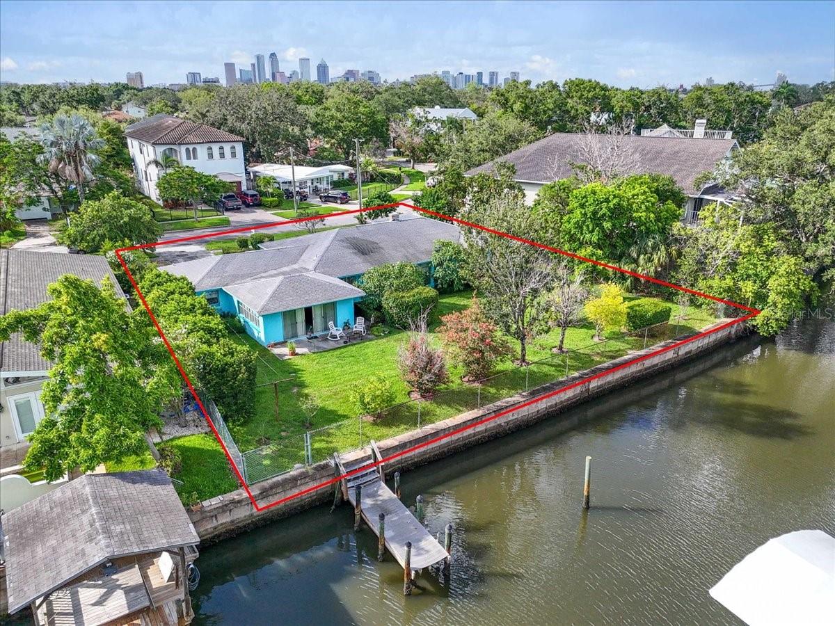 DAVIS ISLANDS PB10 PG52 TO 57 - Residential