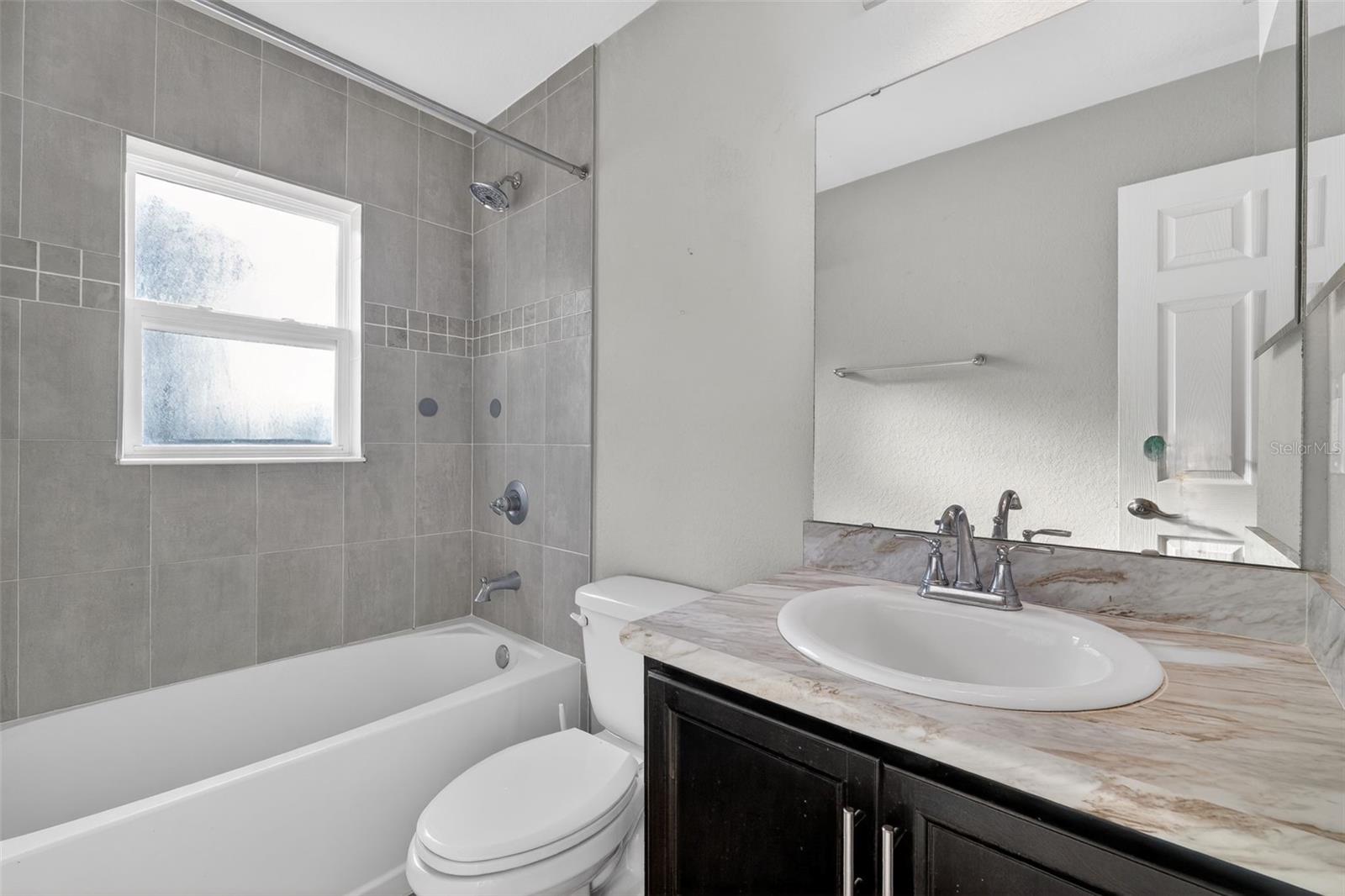 GRACELYN GROVE PH 1 - Residential