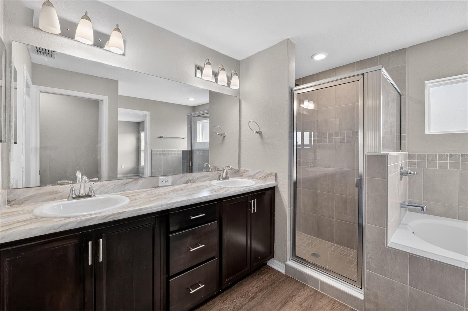 GRACELYN GROVE PH 1 - Residential