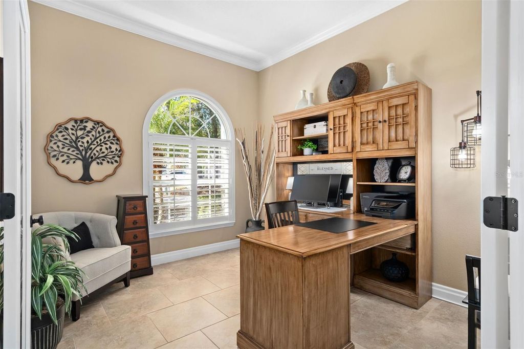 Photo of 929 Ridgeside Court, Apopka, FL 32712 (MLS # O6380441)