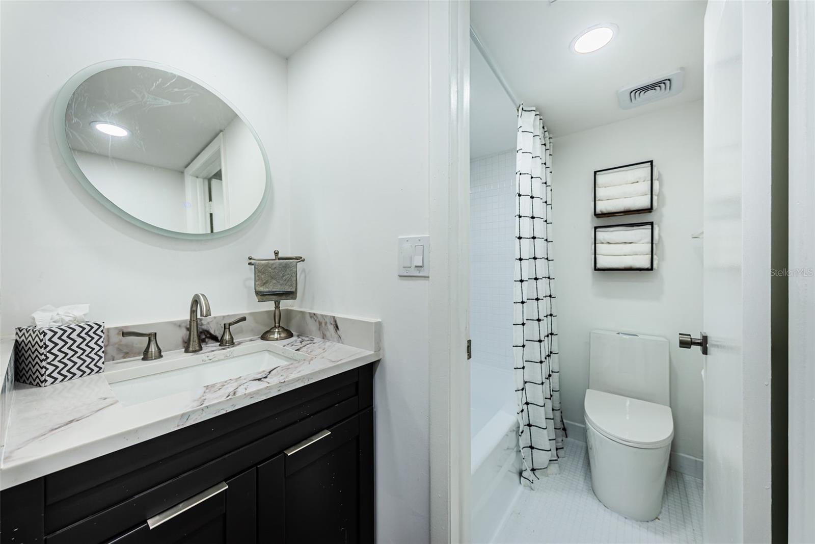 VILLAGE LAKE CONDO - Residential
