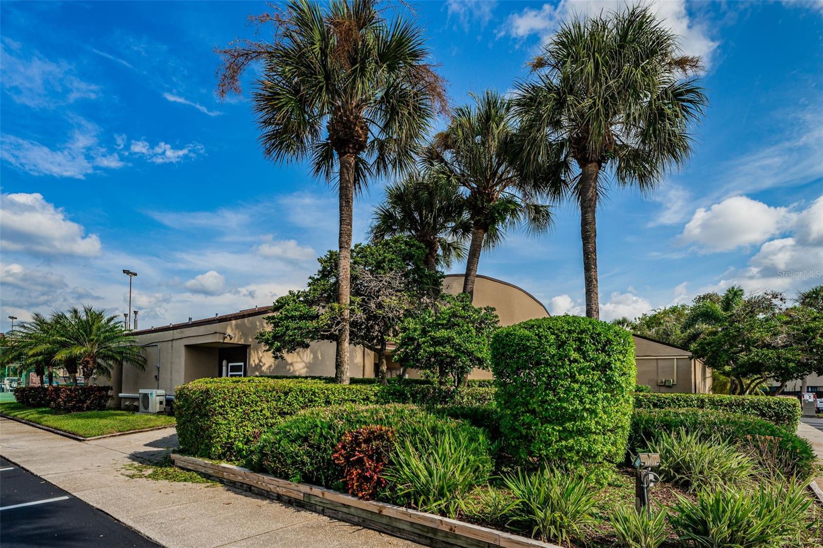 VILLAGE LAKE CONDO - Residential