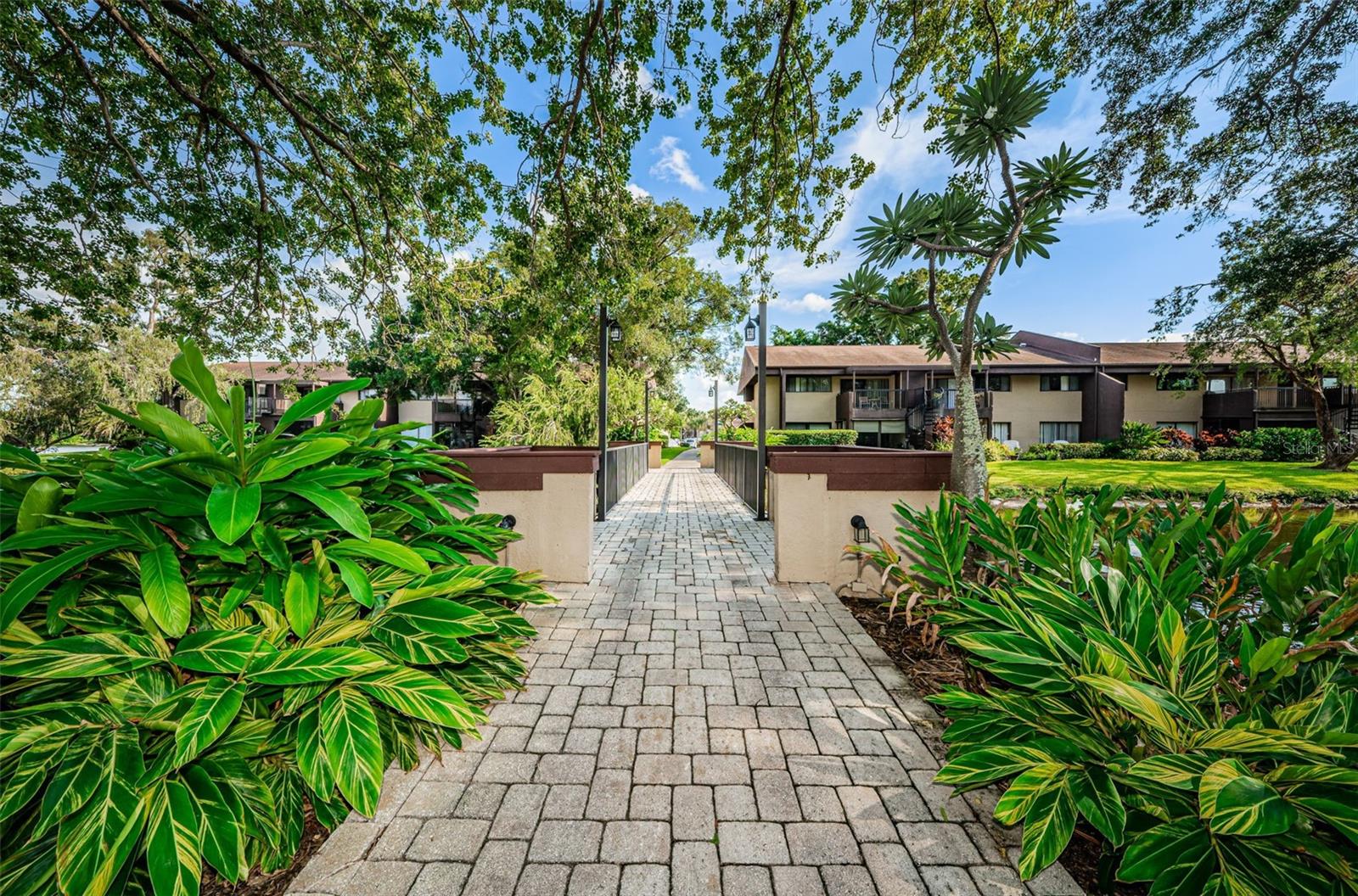 VILLAGE LAKE CONDO - Residential