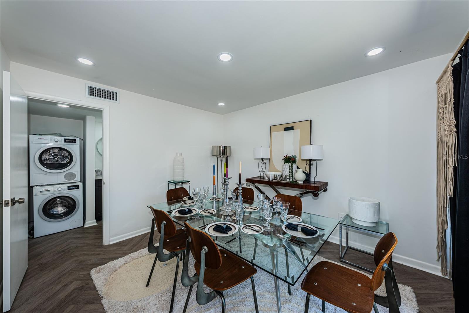 VILLAGE LAKE CONDO - Residential