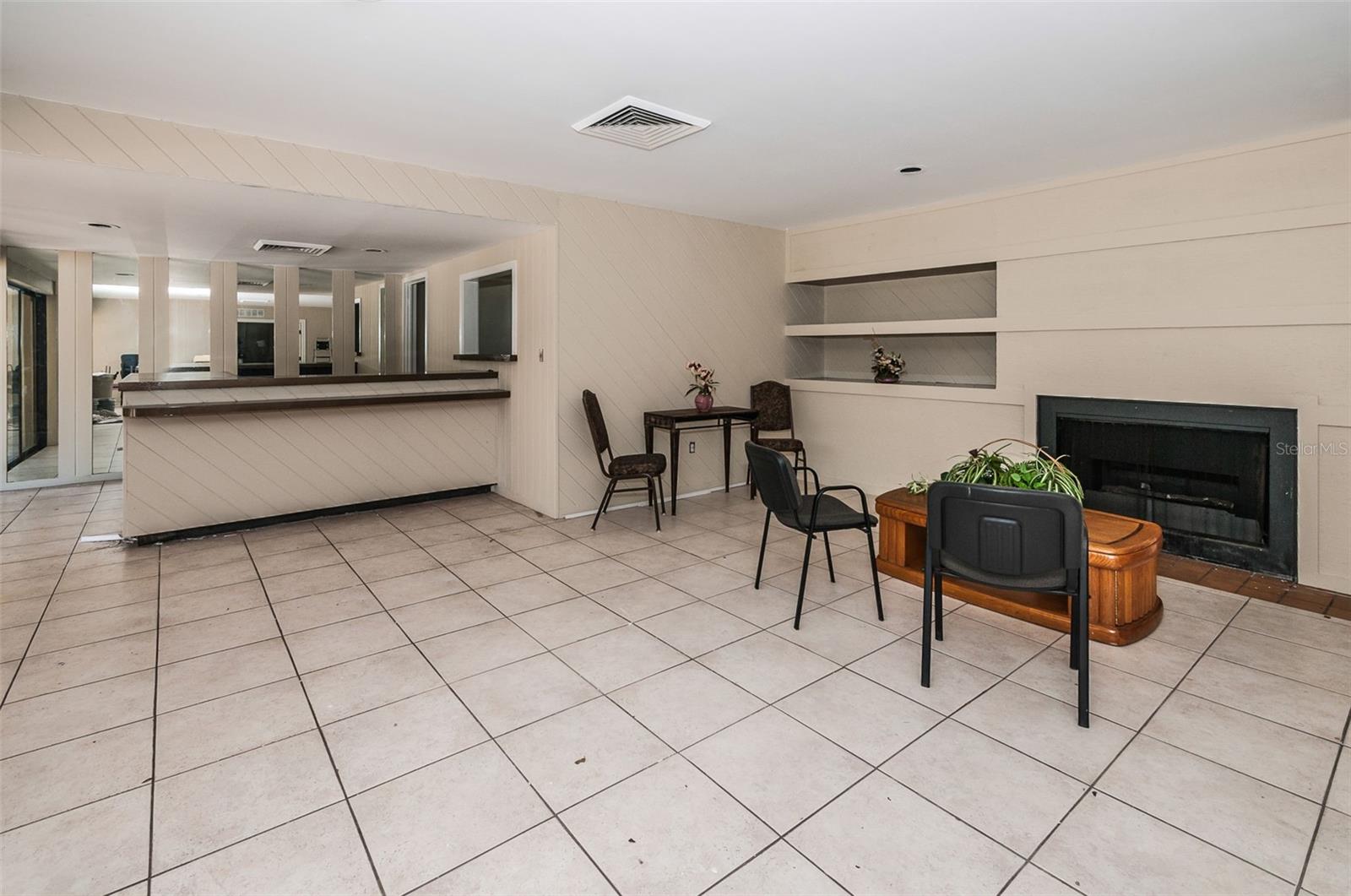 VILLAGE LAKE CONDO - Residential